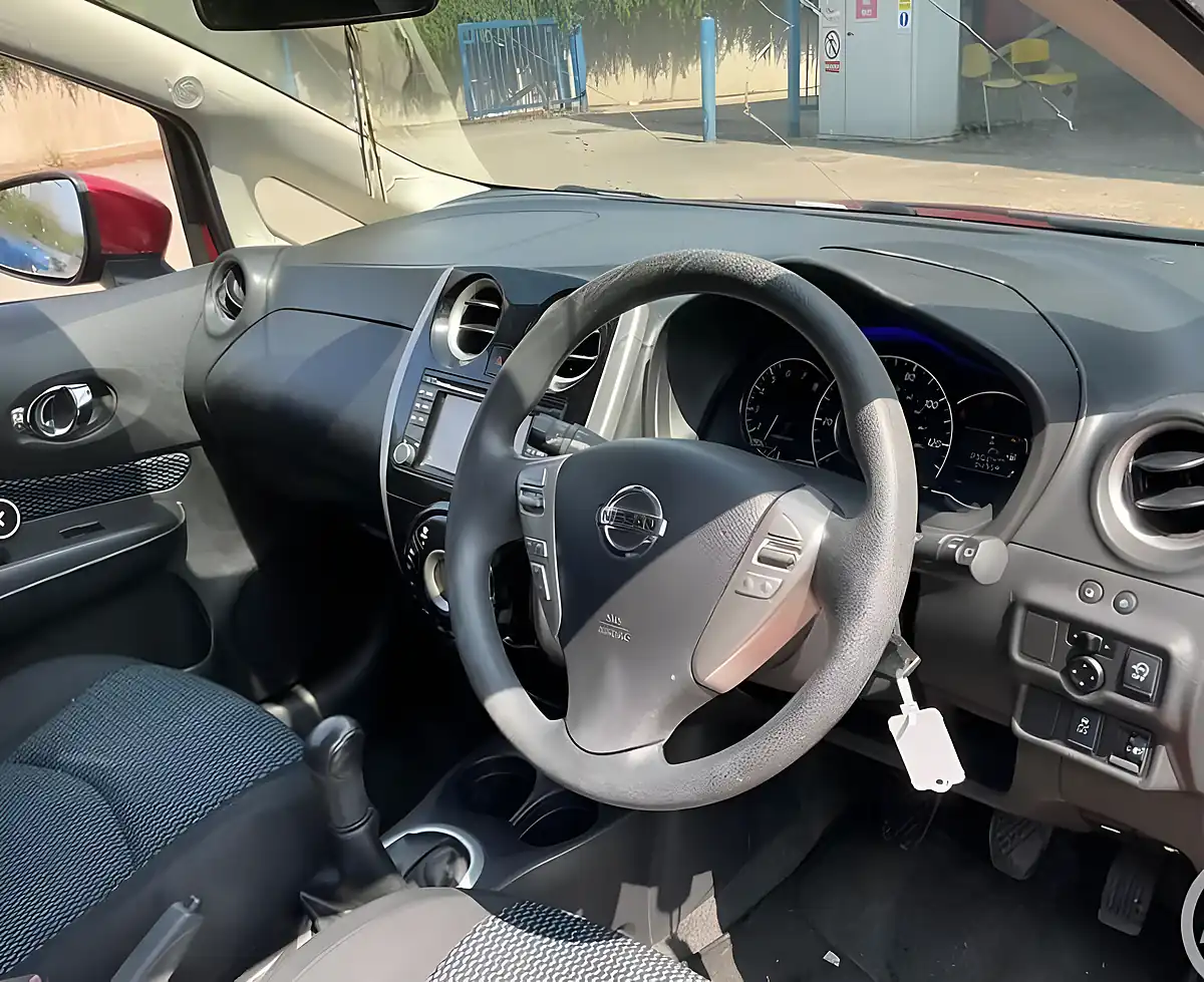 Used 2015 Nissan Note Acenta Premium Red - Interior and Exterior details 6