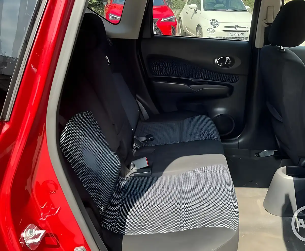 Used 2015 Nissan Note Acenta Premium Red - Interior and Exterior details 9