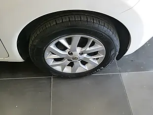 Used 2015 Nissan Note Acenta White - Interior and Exterior details 12