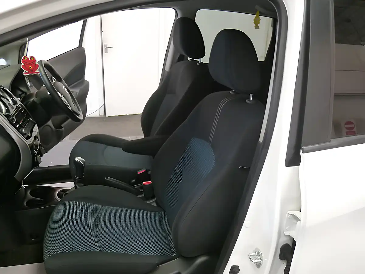 Used 2015 Nissan Note Acenta White - Interior and Exterior details 14