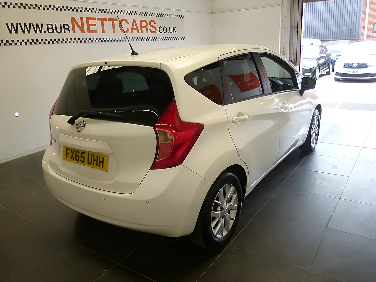 Used 2015 Nissan Note Acenta White - Interior and Exterior details 8