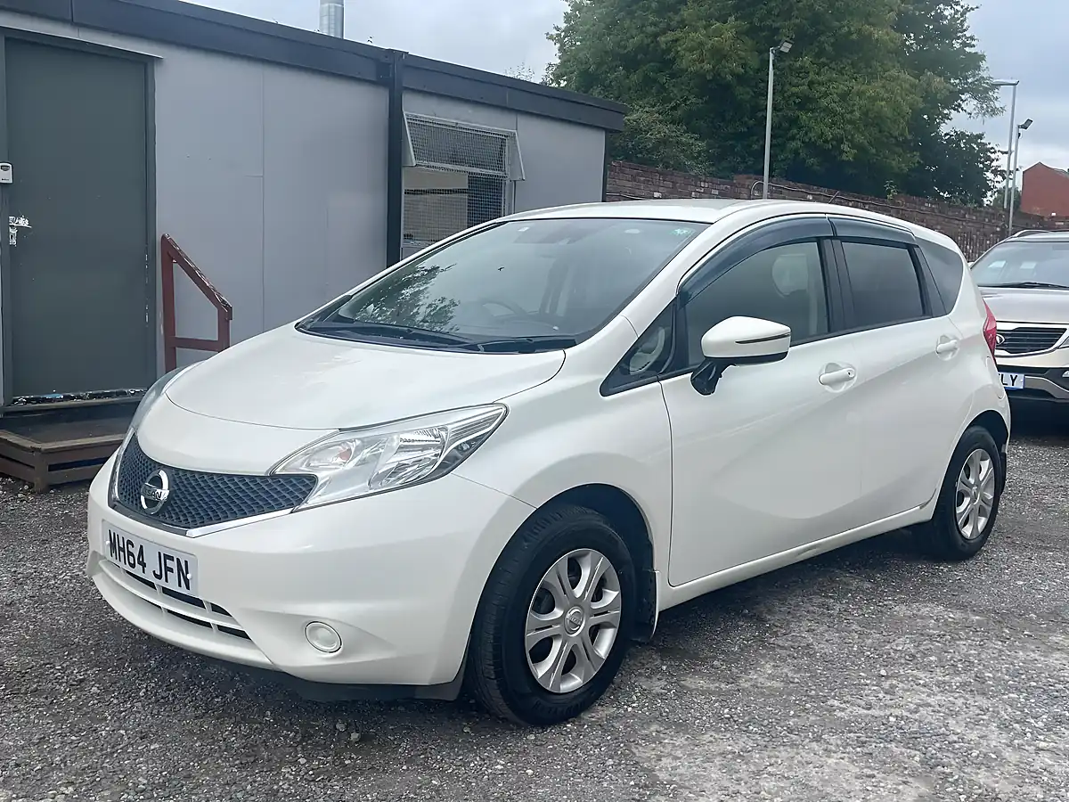 Used 2015 Nissan Note Acenta White - Interior and Exterior details 3