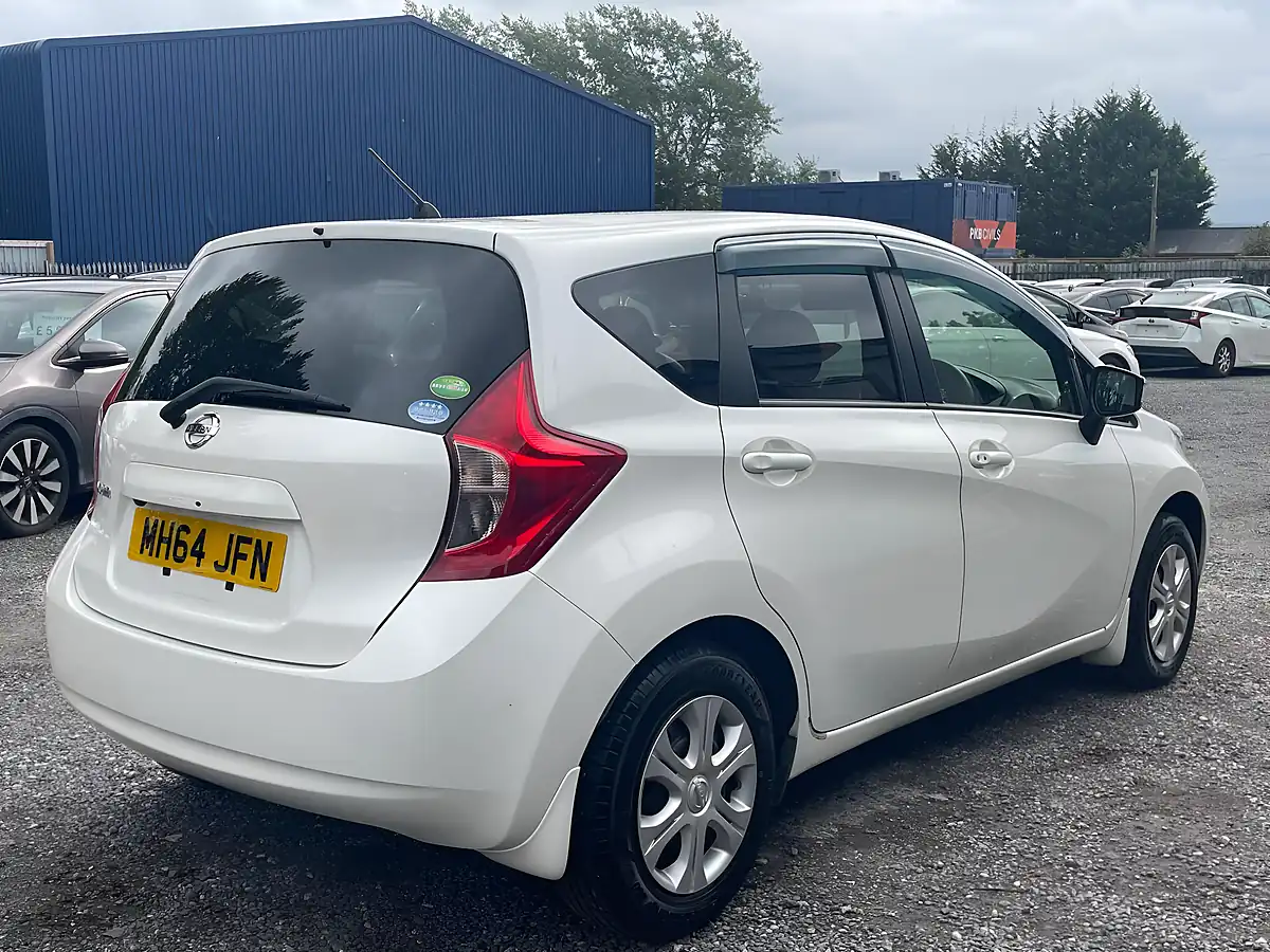 Used 2015 Nissan Note Acenta White - Interior and Exterior details 7