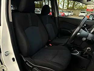 Used 2015 Nissan Note Acenta White - Interior and Exterior details 10