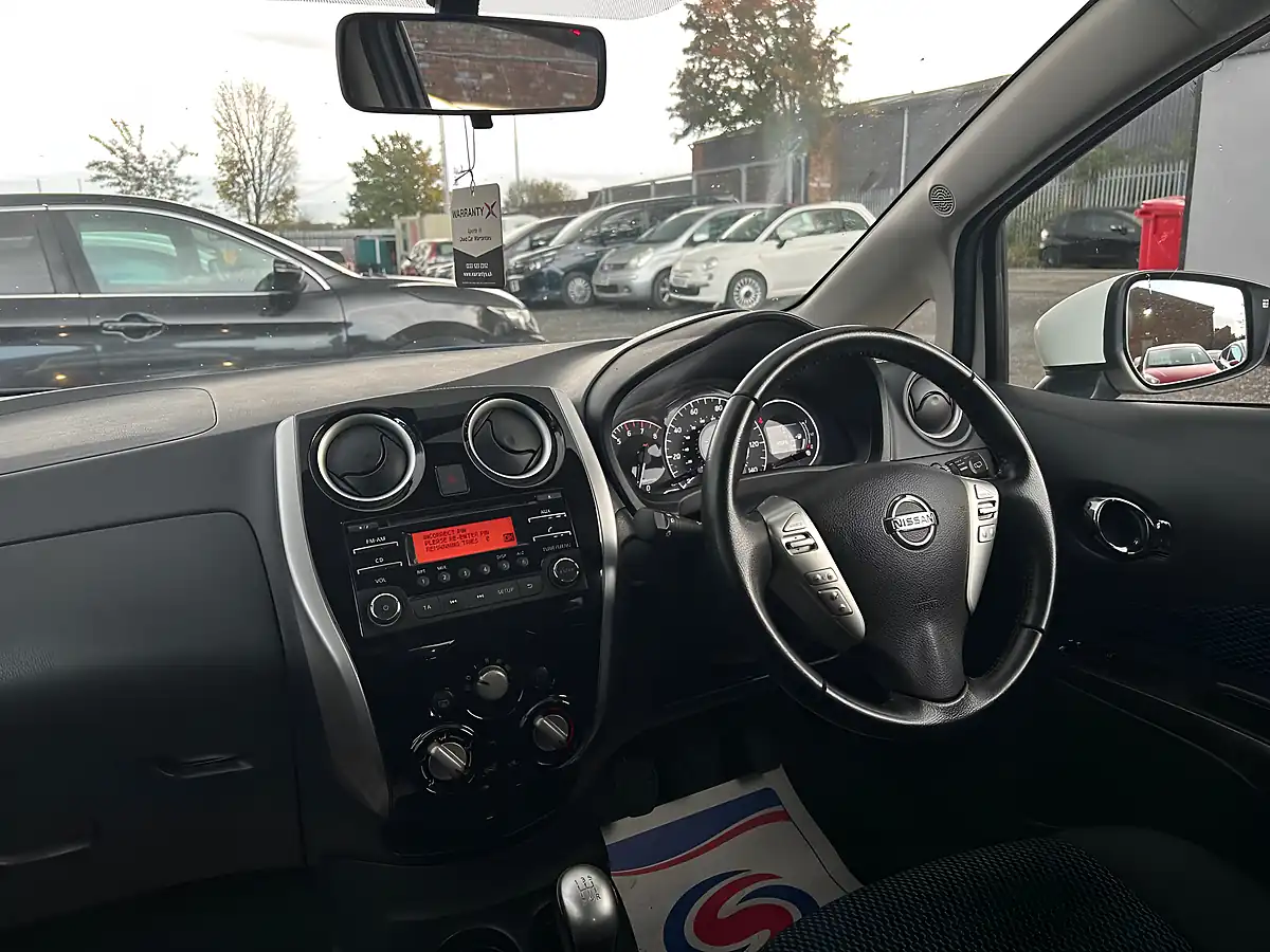 Used 2015 Nissan Note Acenta White - Interior and Exterior details 14