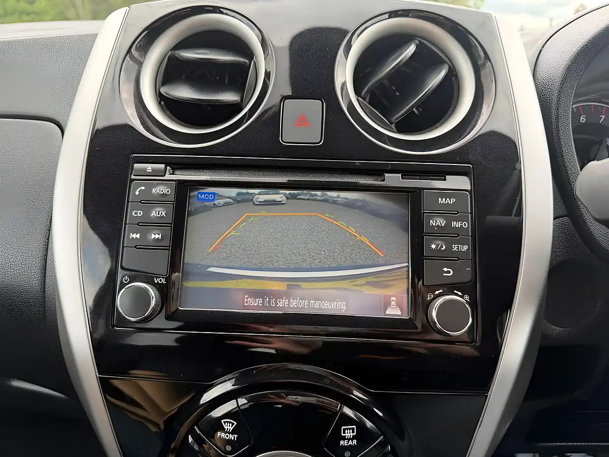 Used 2015 Nissan Note N-Tec Blue - Interior and Exterior details 15