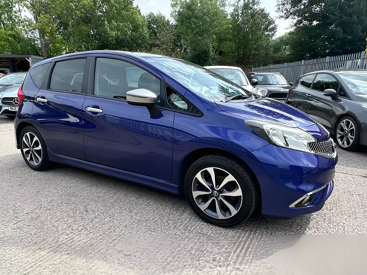 Used 2015 Nissan Note N-Tec Blue - Interior and Exterior details 3