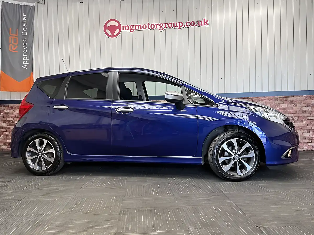Used 2015 Nissan Note N-Tec Ink Blue - Interior and Exterior details 11