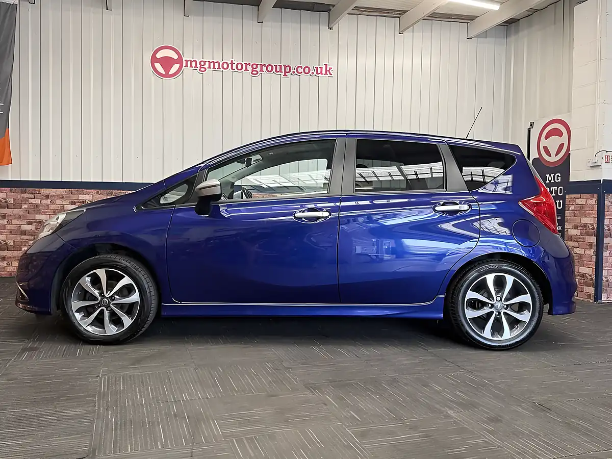 Used 2015 Nissan Note N-Tec Ink Blue - Interior and Exterior details 14