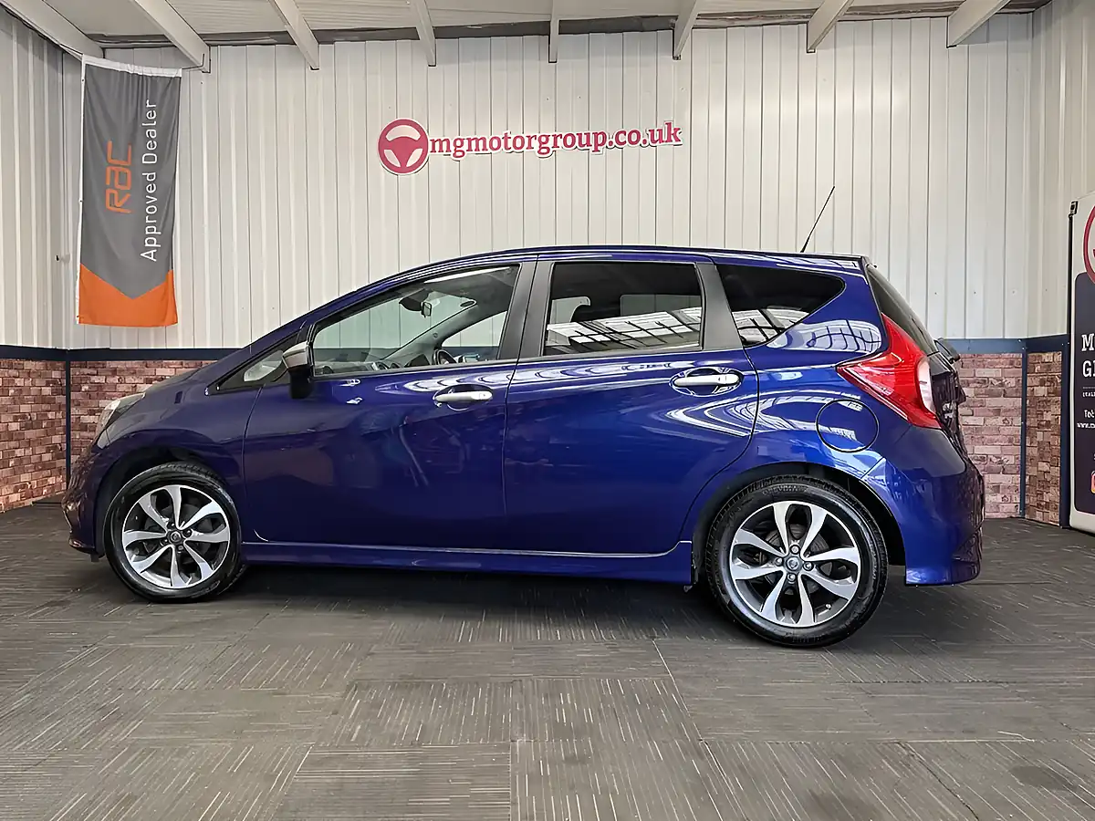 Used 2015 Nissan Note N-Tec Ink Blue - Interior and Exterior details 15