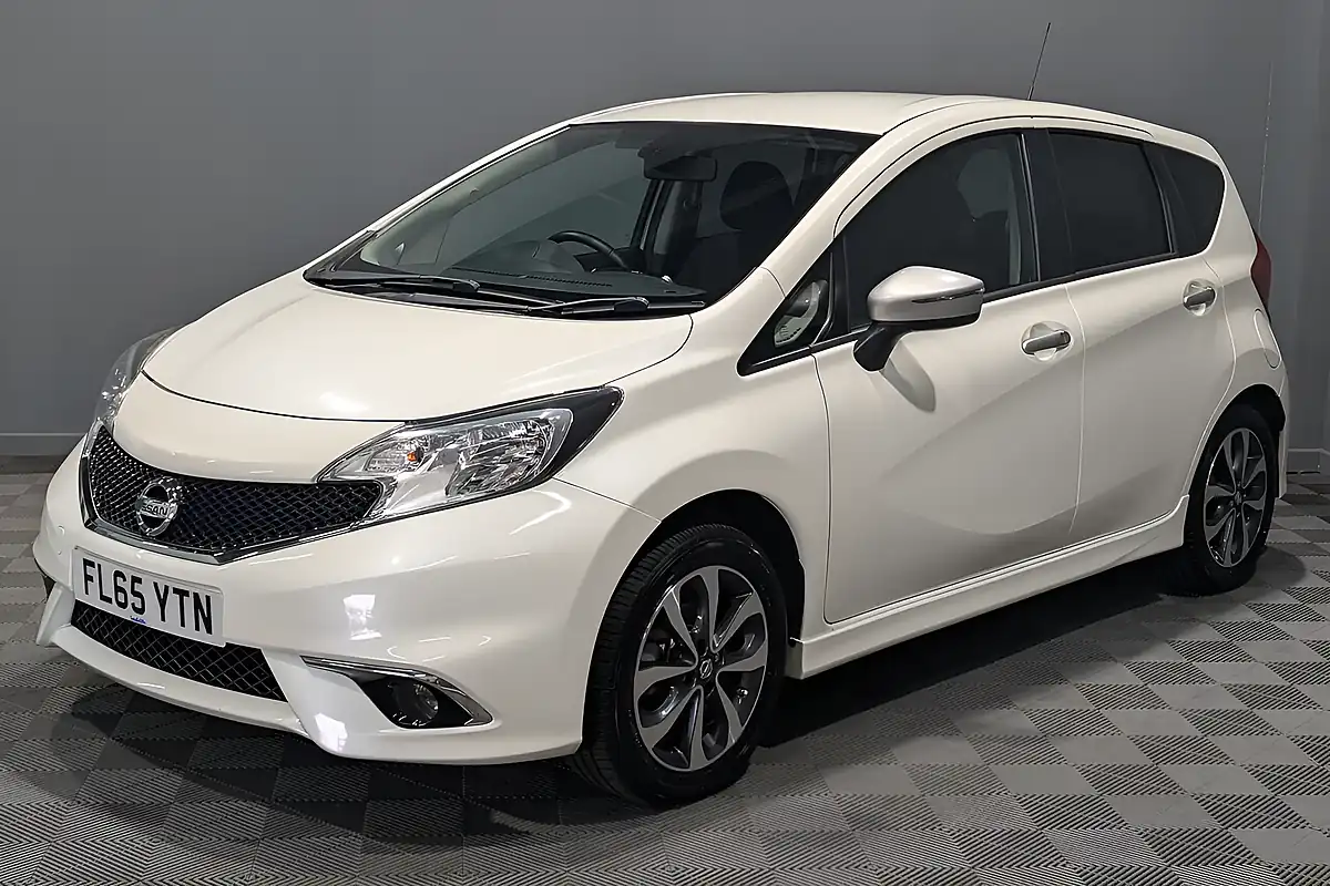 Used 2015 Nissan Note N-Tec White - Interior and Exterior details 4