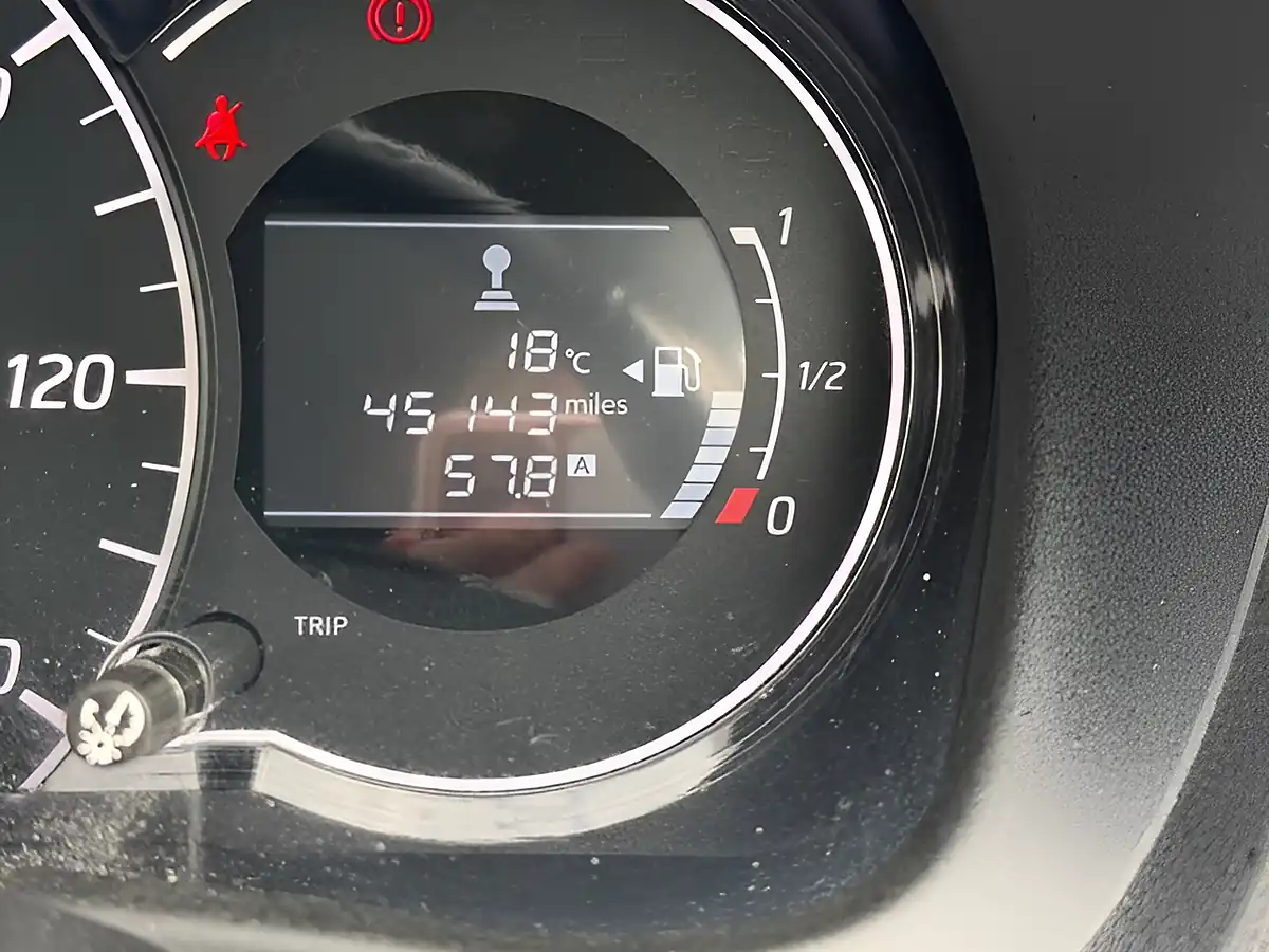 Used 2015 Nissan Note Tekna Black - Interior and Exterior details 10