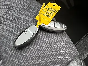 Used 2015 Nissan Note Tekna Black - Interior and Exterior details 20
