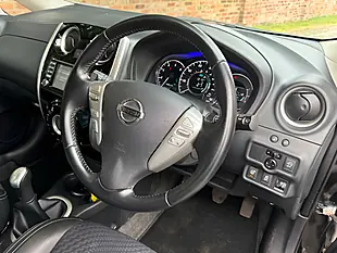 Used 2015 Nissan Note Tekna Black - Interior and Exterior details 7