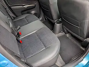 Used 2015 Nissan Note Tekna Blue - Interior and Exterior details 17