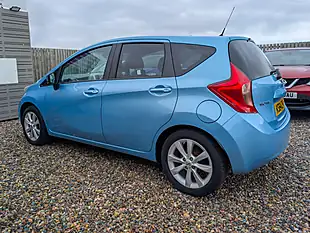Used 2015 Nissan Note Tekna Blue - Interior and Exterior details 8