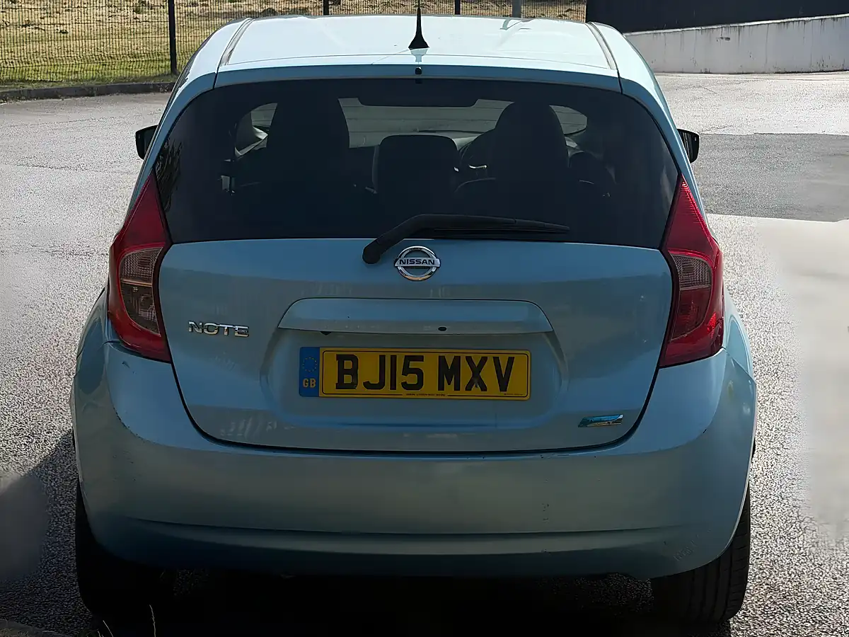 Used 2015 Nissan Note Tekna Blue - Interior and Exterior details 3