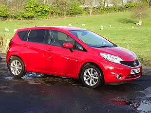 Used 2015 Nissan Note Tekna Red - Interior and Exterior details 10