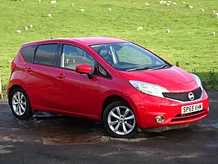 Used 2015 Nissan Note Tekna Red - Interior and Exterior details 7