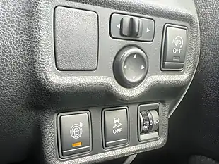 Used 2015 Nissan Note Tekna Silver - Interior and Exterior details 12