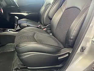 Used 2015 Nissan Note Tekna Silver - Interior and Exterior details 13