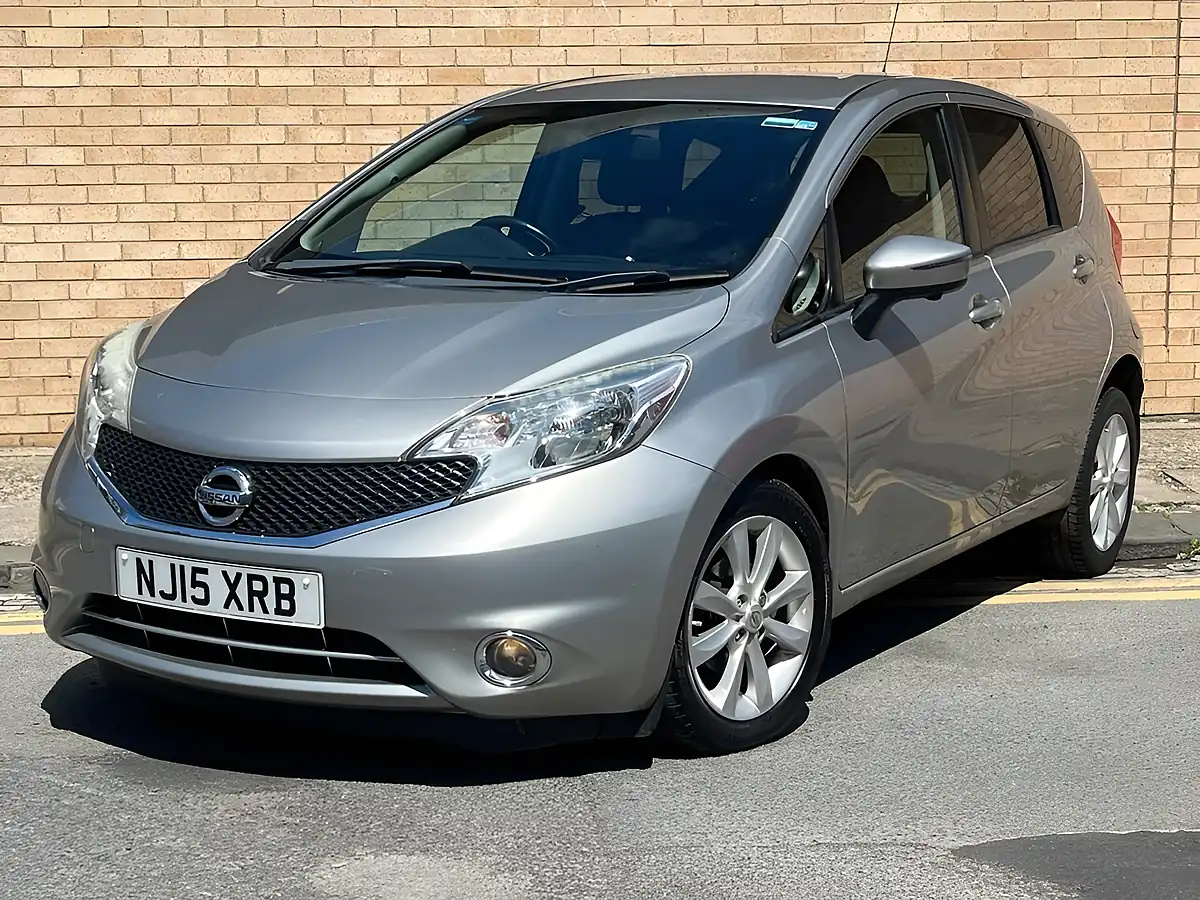 Used 2015 Nissan Note Tekna Silver - Interior and Exterior details 3