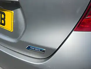 Used 2015 Nissan Note Tekna Silver - Interior and Exterior details 6