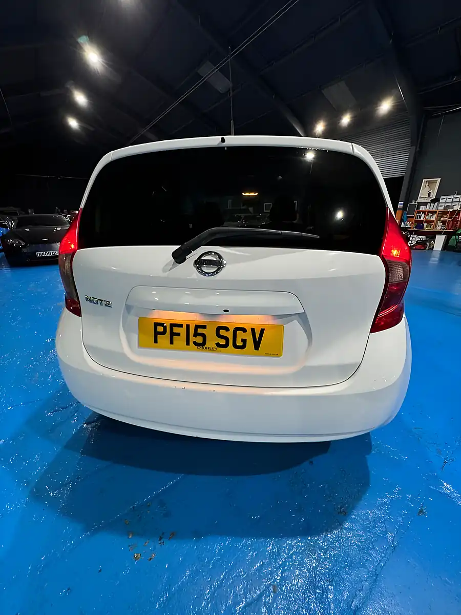 Used 2015 Nissan Note Tekna White - Interior and Exterior details 10