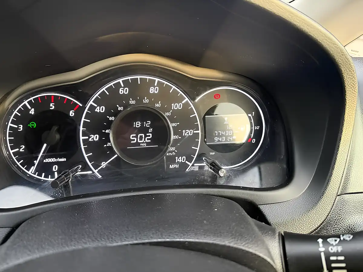 Used 2015 Nissan Note Visia - Interior and Exterior details 12