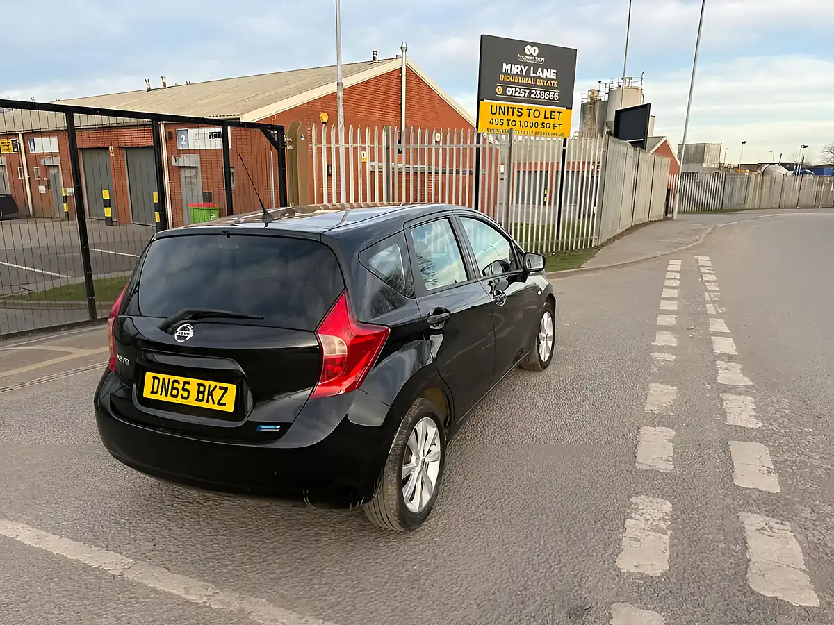 Used 2015 Nissan Note Visia - Interior and Exterior details 18