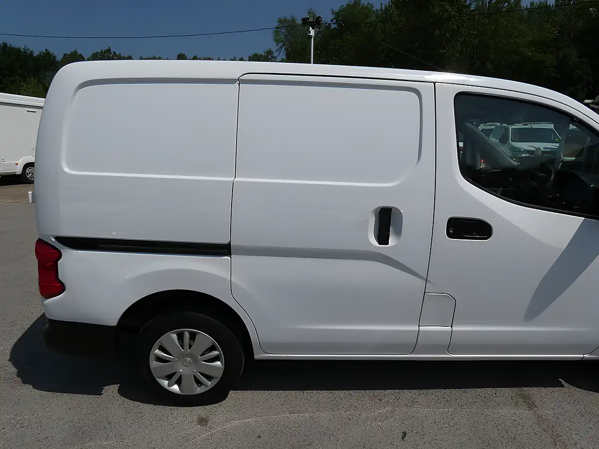 Used 2015 Nissan NV200 Acenta White - Interior and Exterior details 15