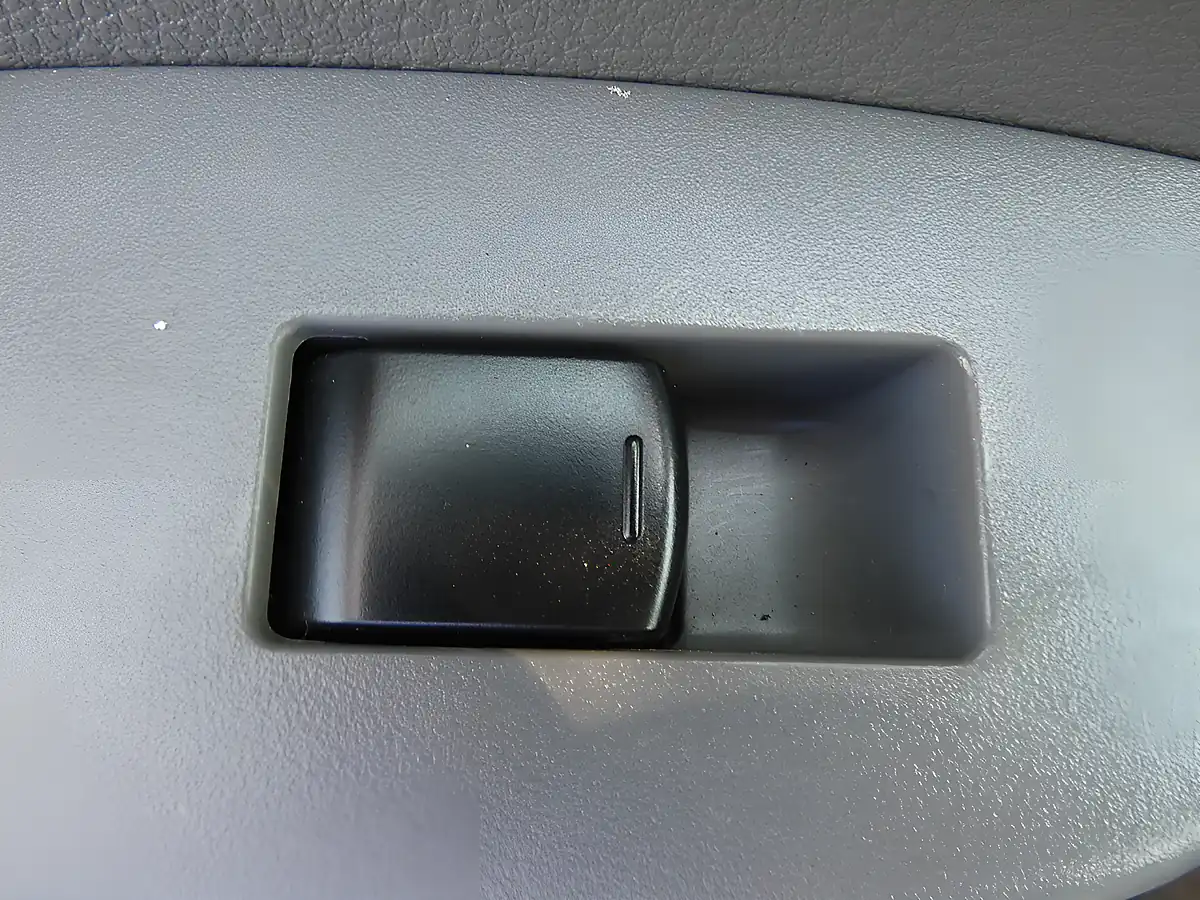 Used 2015 Nissan NV200 Acenta White - Interior and Exterior details 19