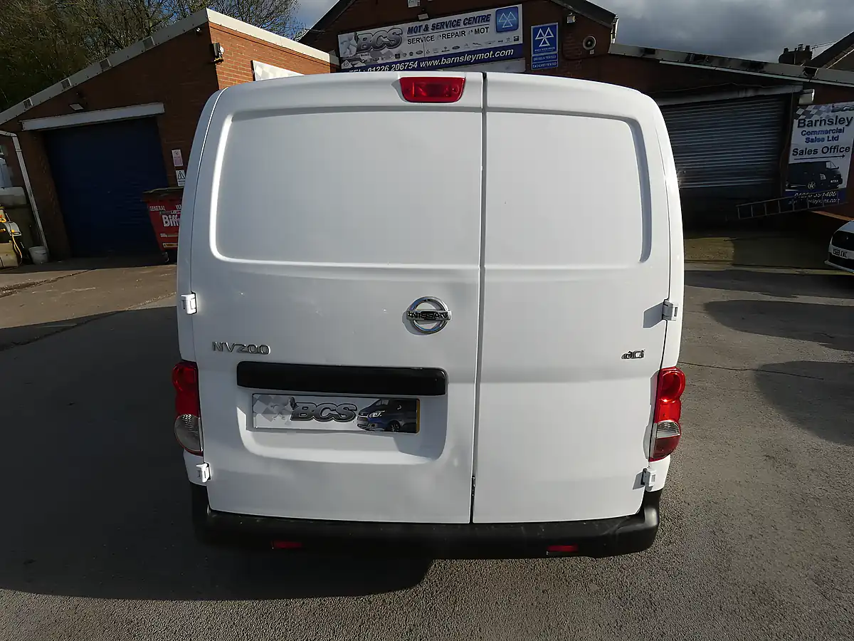 Used 2015 Nissan NV200 Acenta White - Interior and Exterior details 13