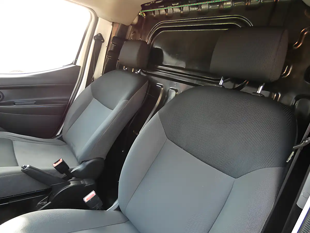 Used 2015 Nissan NV200 Acenta White - Interior and Exterior details 18