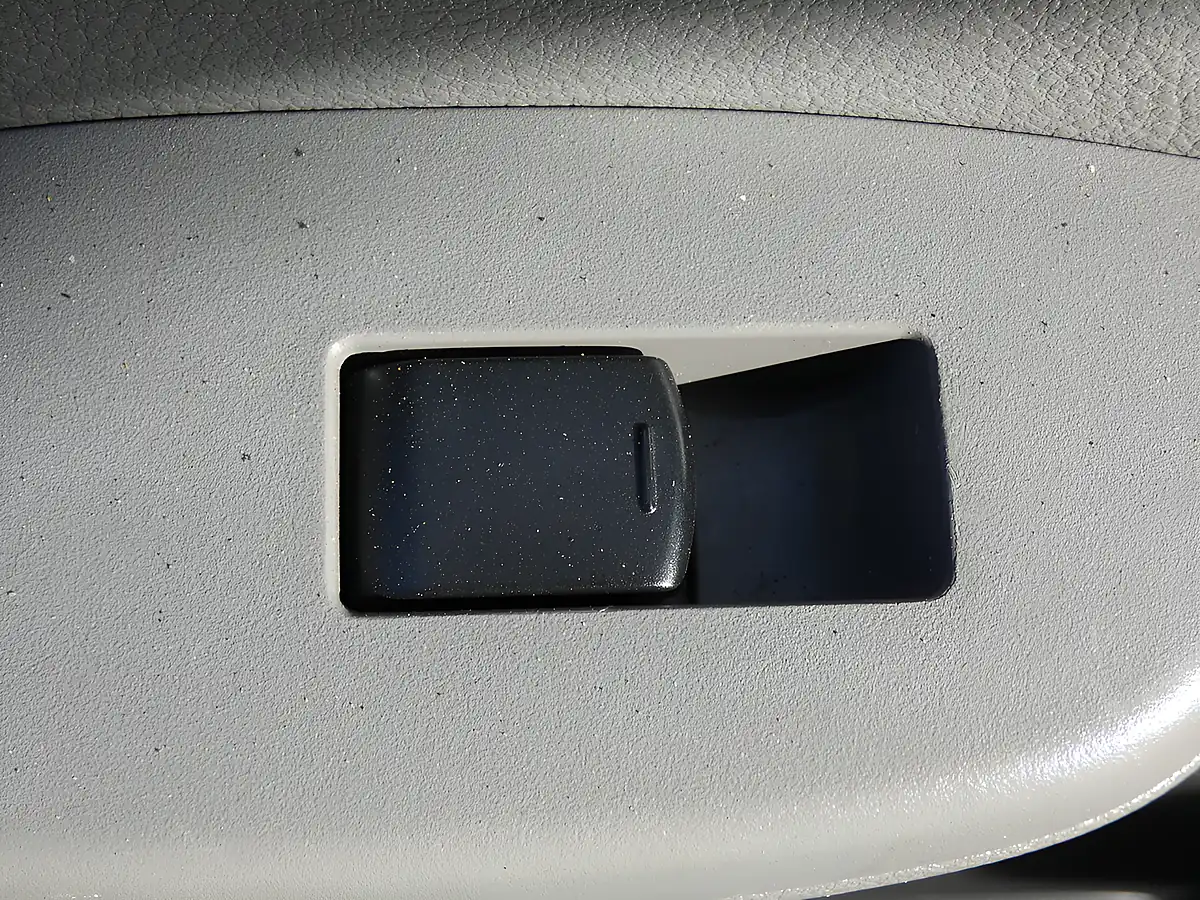 Used 2015 Nissan NV200 Acenta White - Interior and Exterior details 19