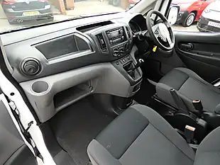 Used 2015 Nissan NV200 Acenta White - Interior and Exterior details 17