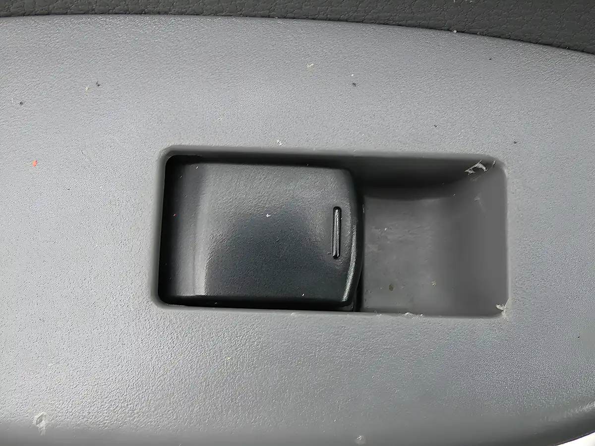 Used 2015 Nissan NV200 Acenta White - Interior and Exterior details 19