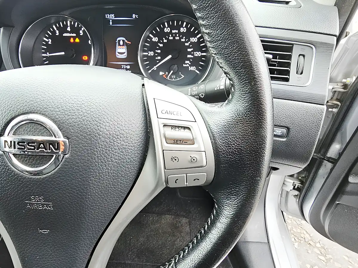Used 2015 Nissan Pulsar Acenta Silver - Interior and Exterior details 14