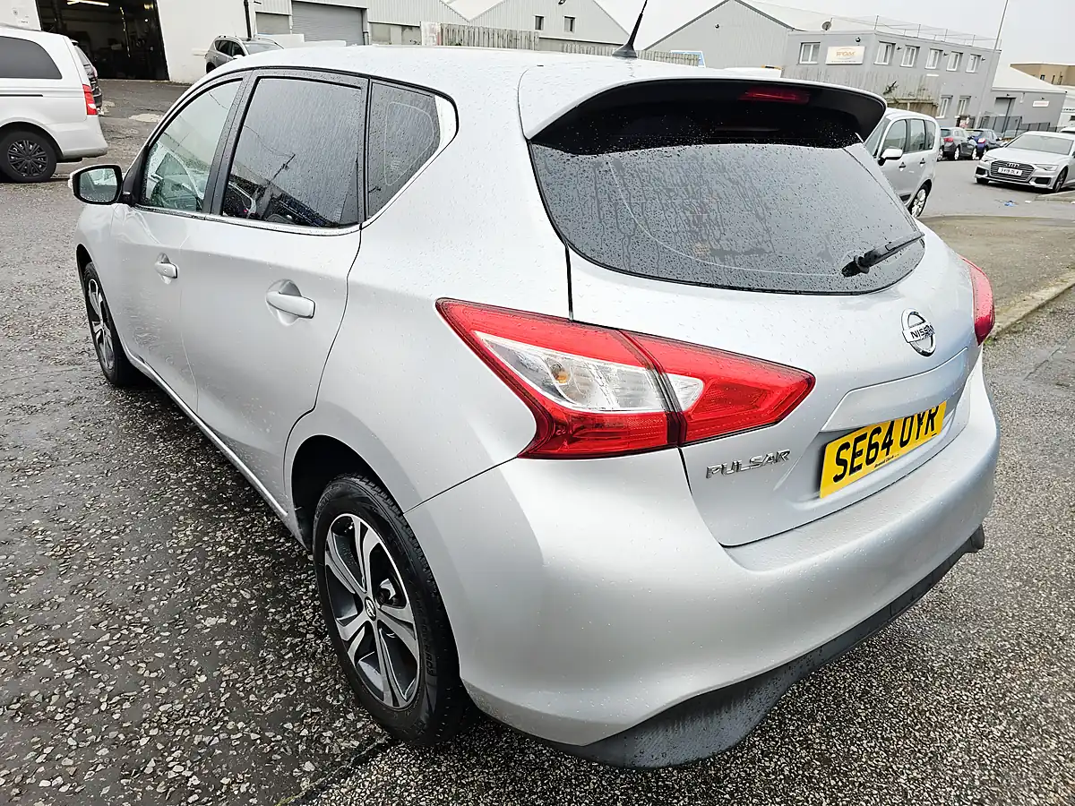 Used 2015 Nissan Pulsar Acenta Silver - Interior and Exterior details 3