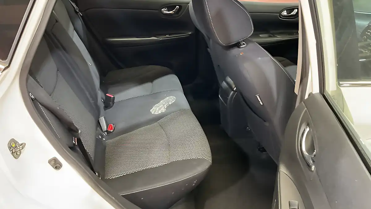 Used 2015 Nissan Pulsar Acenta White - Interior and Exterior details 20