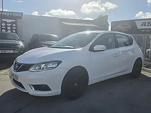 Used 2015 Nissan Pulsar Acenta White - Interior and Exterior details 3