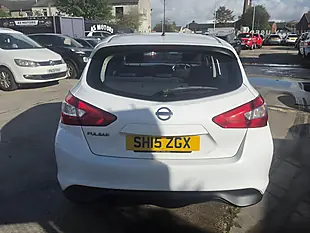 Used 2015 Nissan Pulsar Acenta White - Interior and Exterior details 6