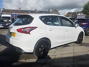 Used 2015 Nissan Pulsar Acenta White - Interior and Exterior details 7