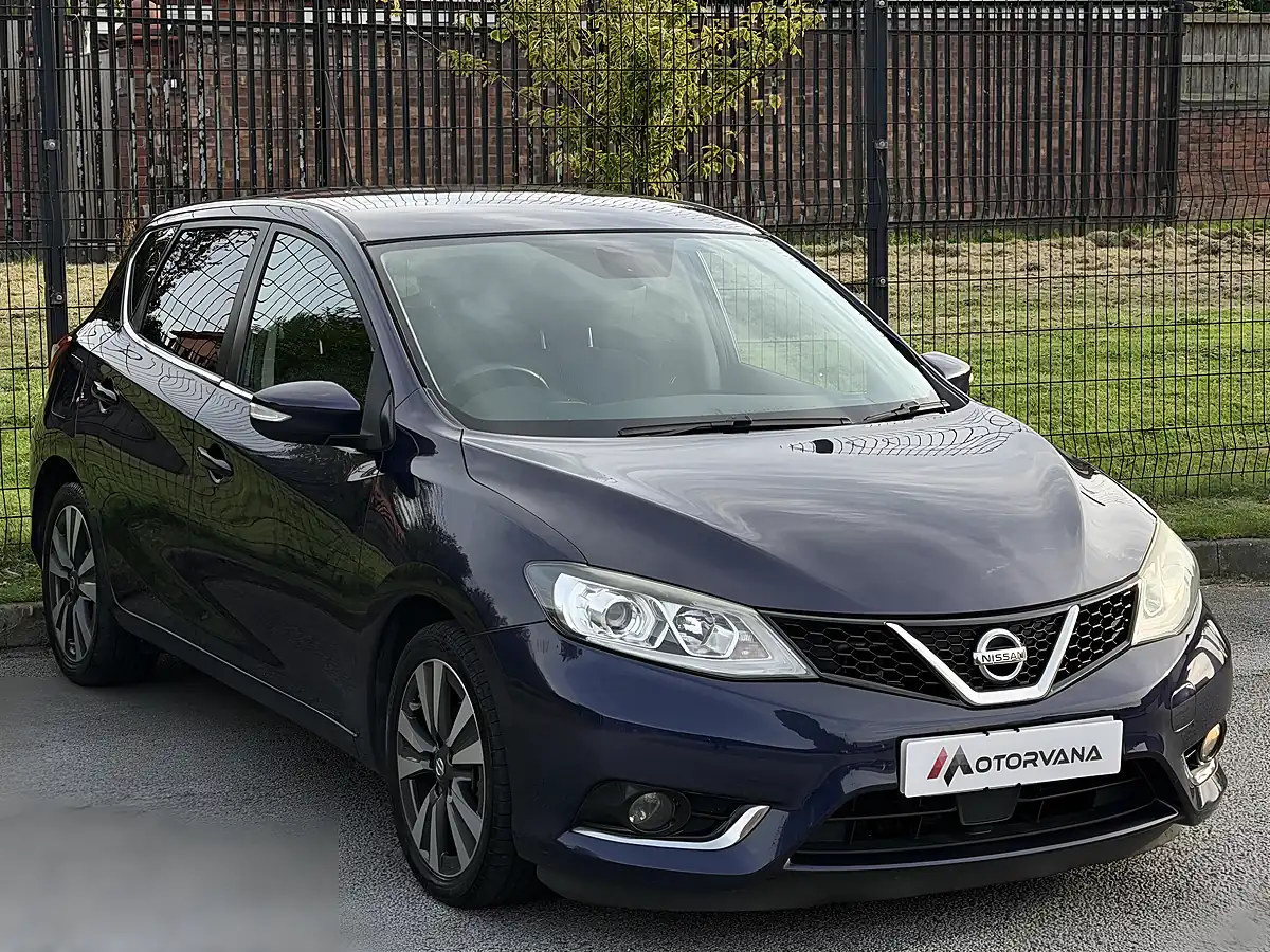 Used 2015 Nissan Pulsar N-Tec Blue - Interior and Exterior details 6