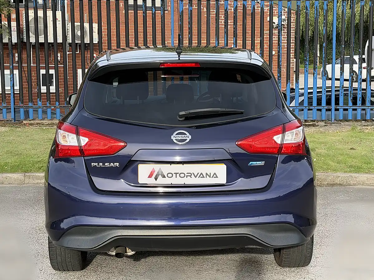 Used 2015 Nissan Pulsar N-Tec Blue - Interior and Exterior details 8
