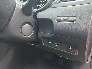 Used 2015 Nissan Pulsar N-Tec Red - Interior and Exterior details 14