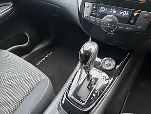 Used 2015 Nissan Pulsar N-Tec Red - Interior and Exterior details 15