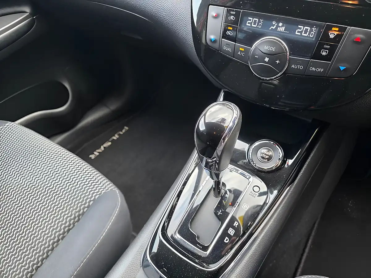 Used 2015 Nissan Pulsar N-Tec Red - Interior and Exterior details 15