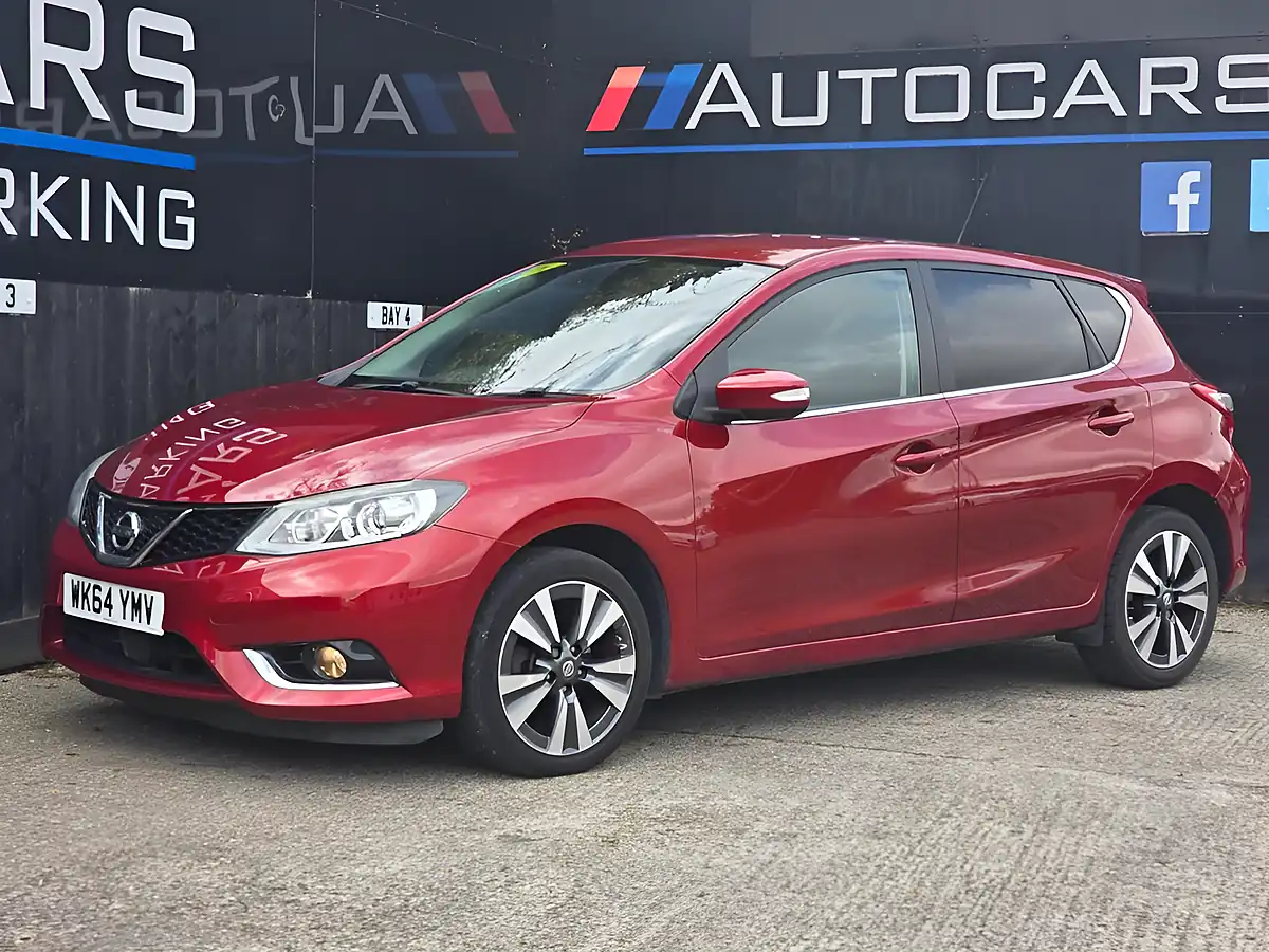 Used 2015 Nissan Pulsar N-Tec Red - Interior and Exterior details 9