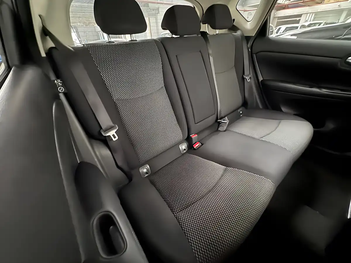Used 2015 Nissan Pulsar N-Tec Twilight Grey - Interior and Exterior details 11